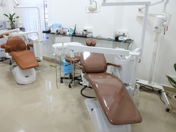 about clinic equipment1