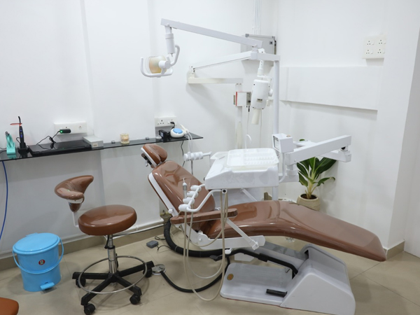 about clinic equipment2